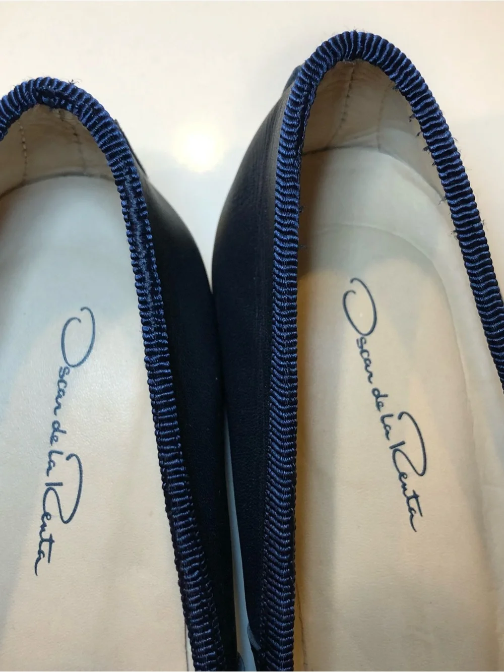 Oscar de la Renta elegant navy
